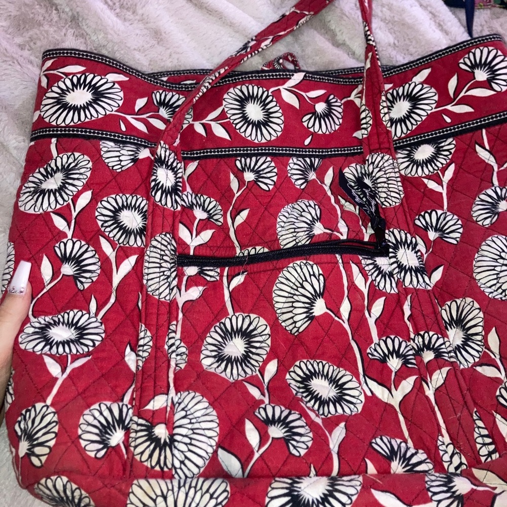 Vera Bradley Concerto Village Tote